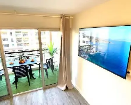 Le 408 - Cosy Balcon Piscine Netflix Apartment *