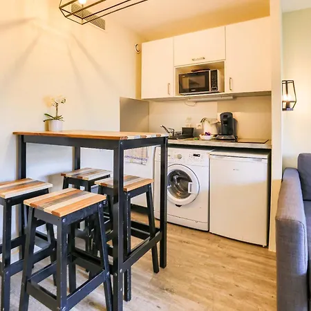 Le 408 - Cosy Balcon Piscine Netflix Apartment