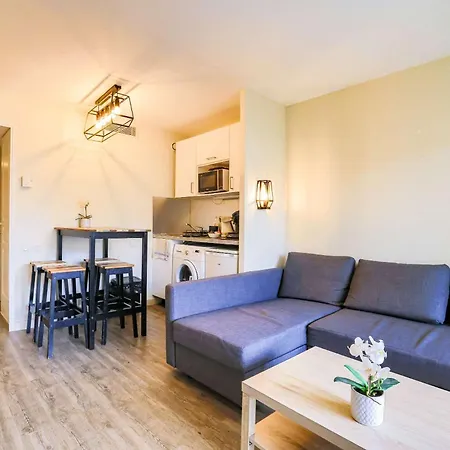Le 408 - Cosy Balcon Piscine Netflix *