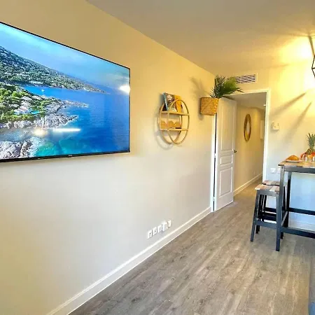 Le 408 - Cosy Balcon Piscine Netflix Appartamento