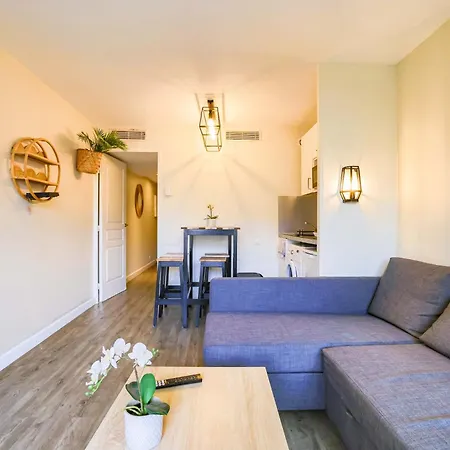 Le 408 - Cosy Balcon Piscine Netflix *